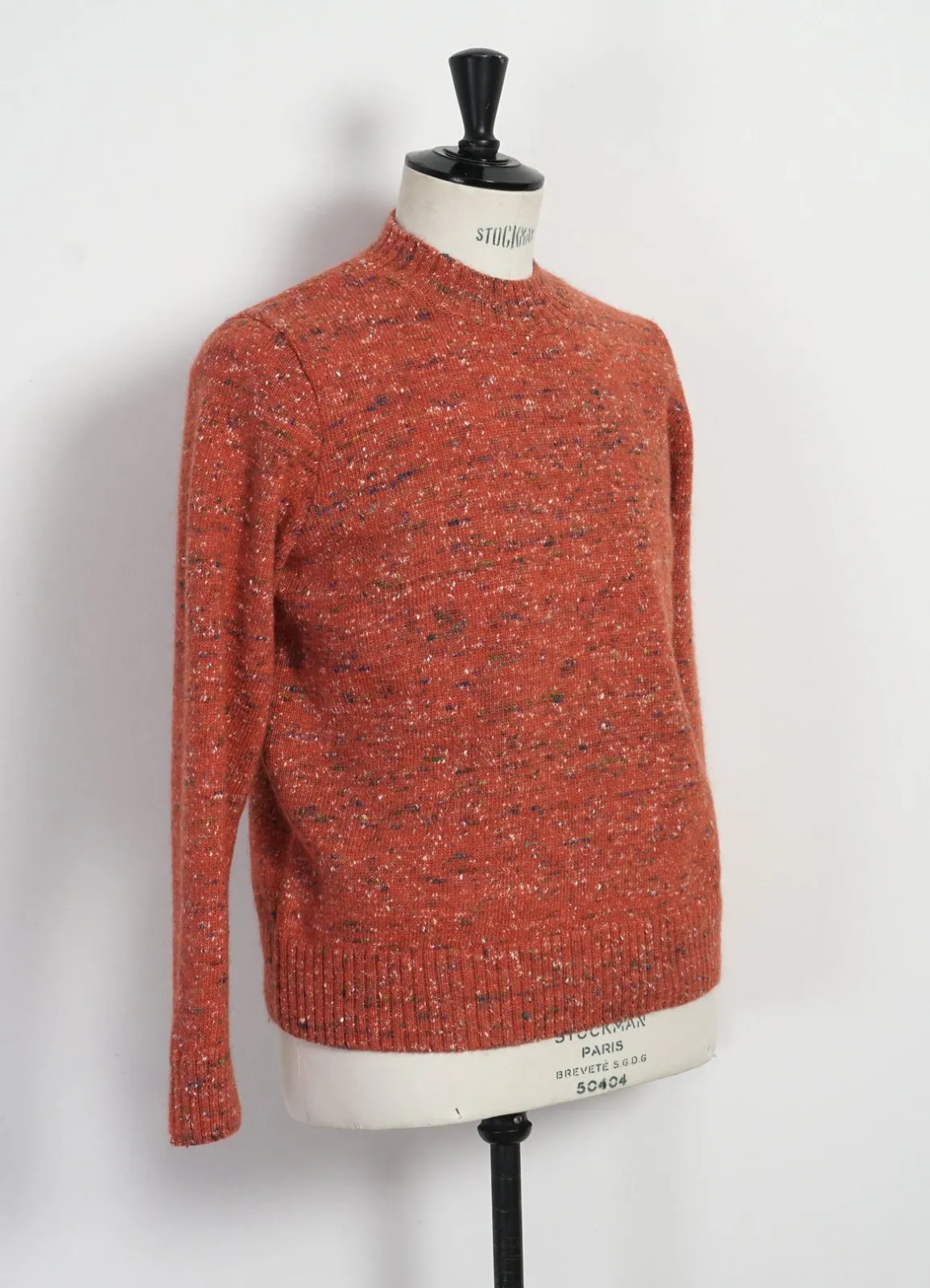 EIVIND | Crew Neck Rib Sweater | Donegal Coral